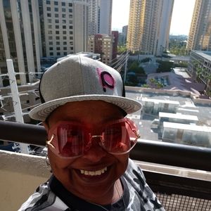 Meet your Posher, Janetta